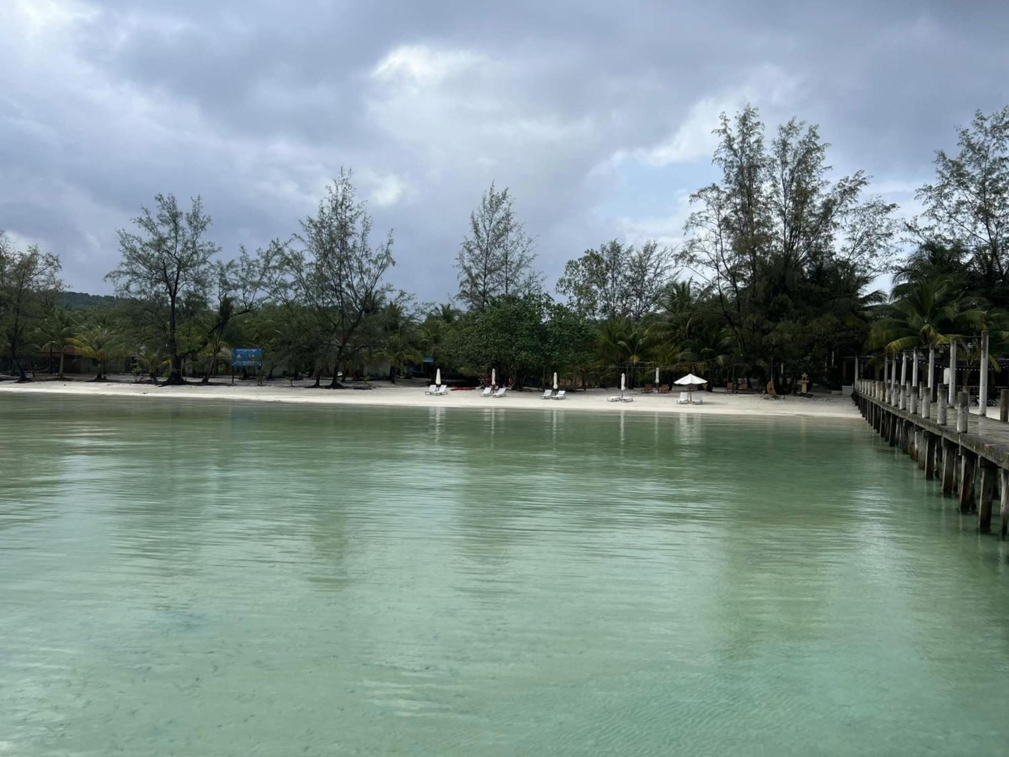 Soon Noeng Resort Koh Rong Sanloem Bagian luar foto